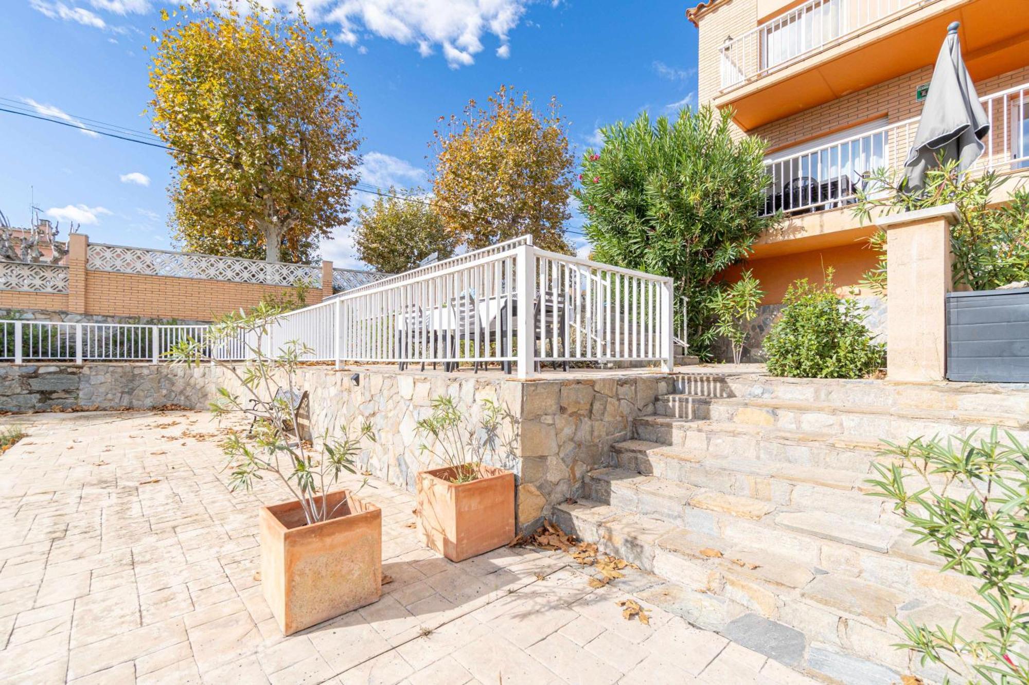 אמפוריבראבה Jouvacations Villa Freser מראה חיצוני תמונה